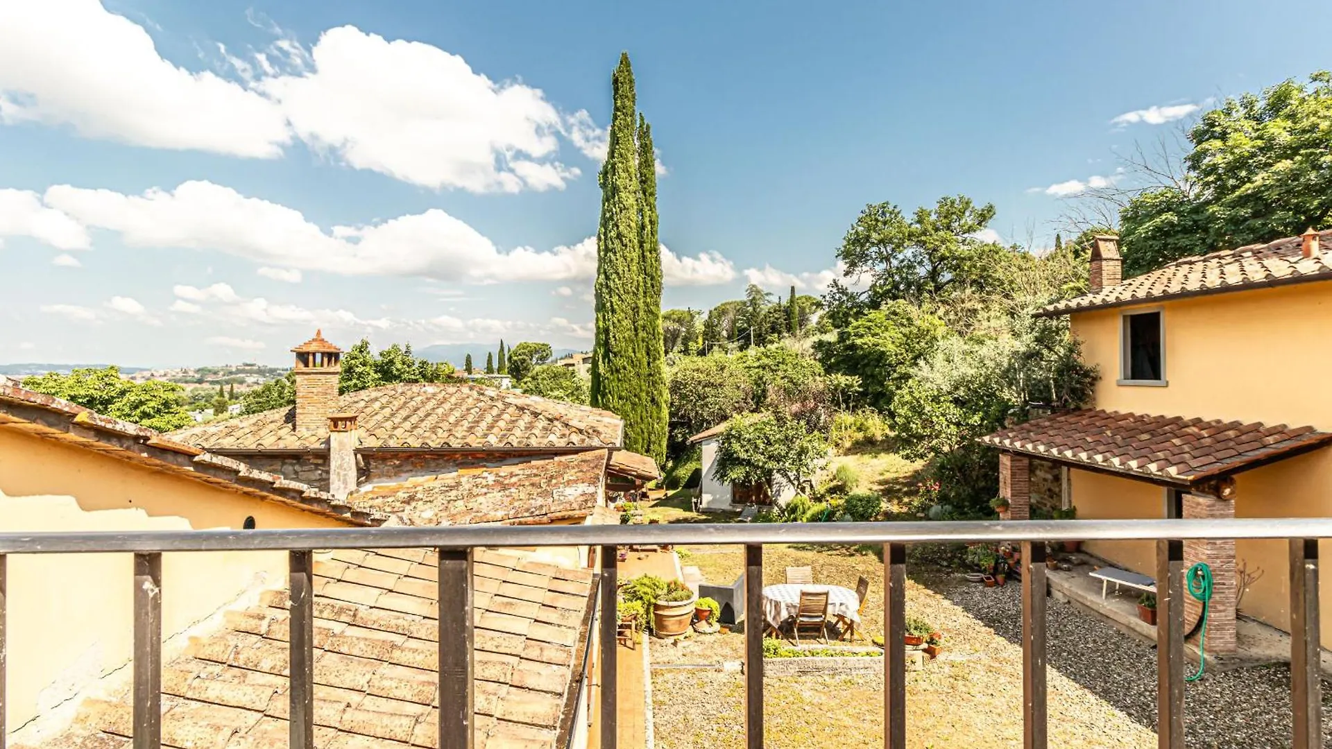 Lejlighed Roibooking Appartamento Butterfly Con Terrazza Arezzo Italien